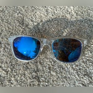 Bench NWOT kids’ sunnies sunglasses clear frames reflective lenses